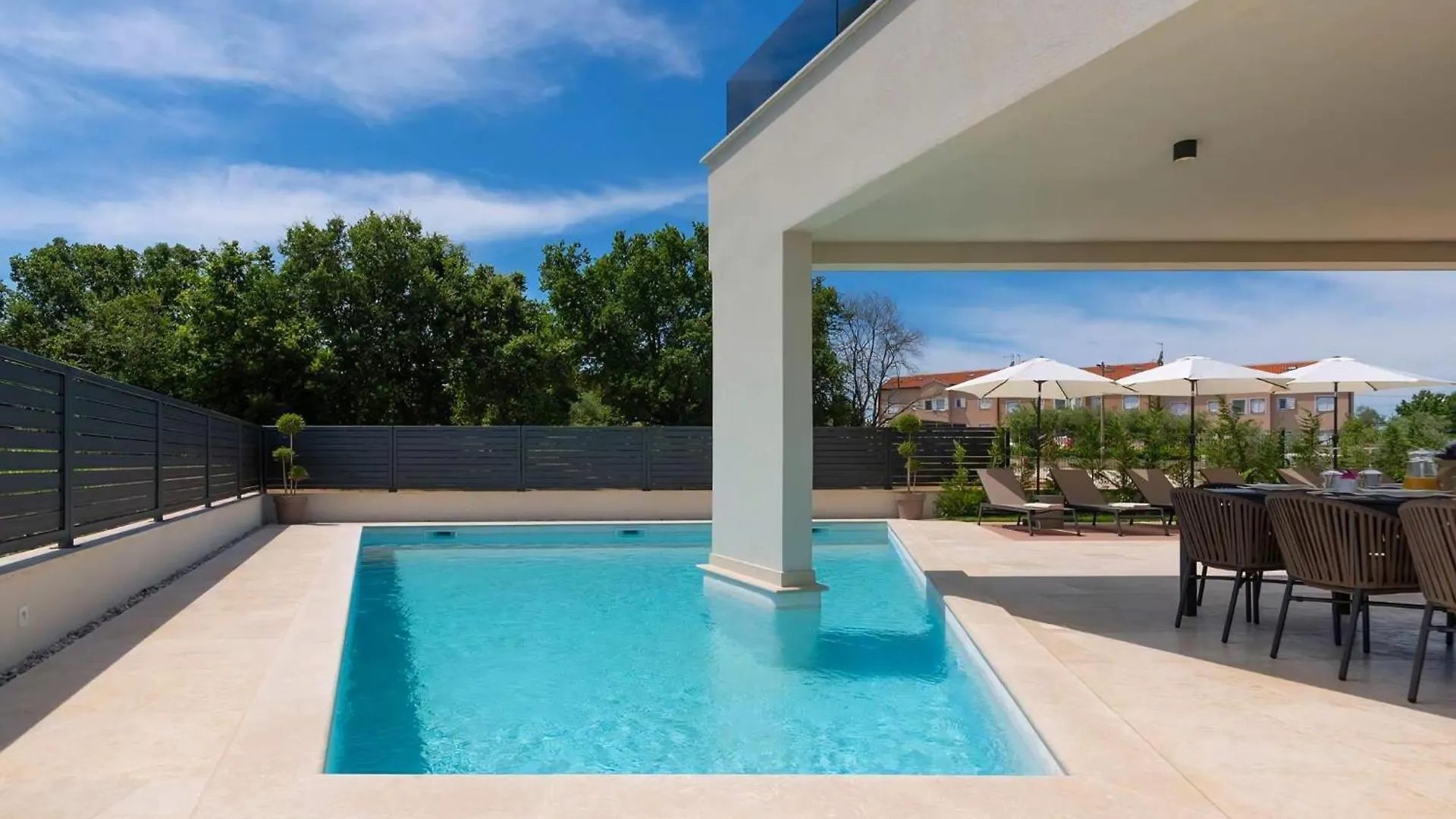 Holiday home Luxurioese Villa Perla Mit Pool Und Jacuzzi Porec